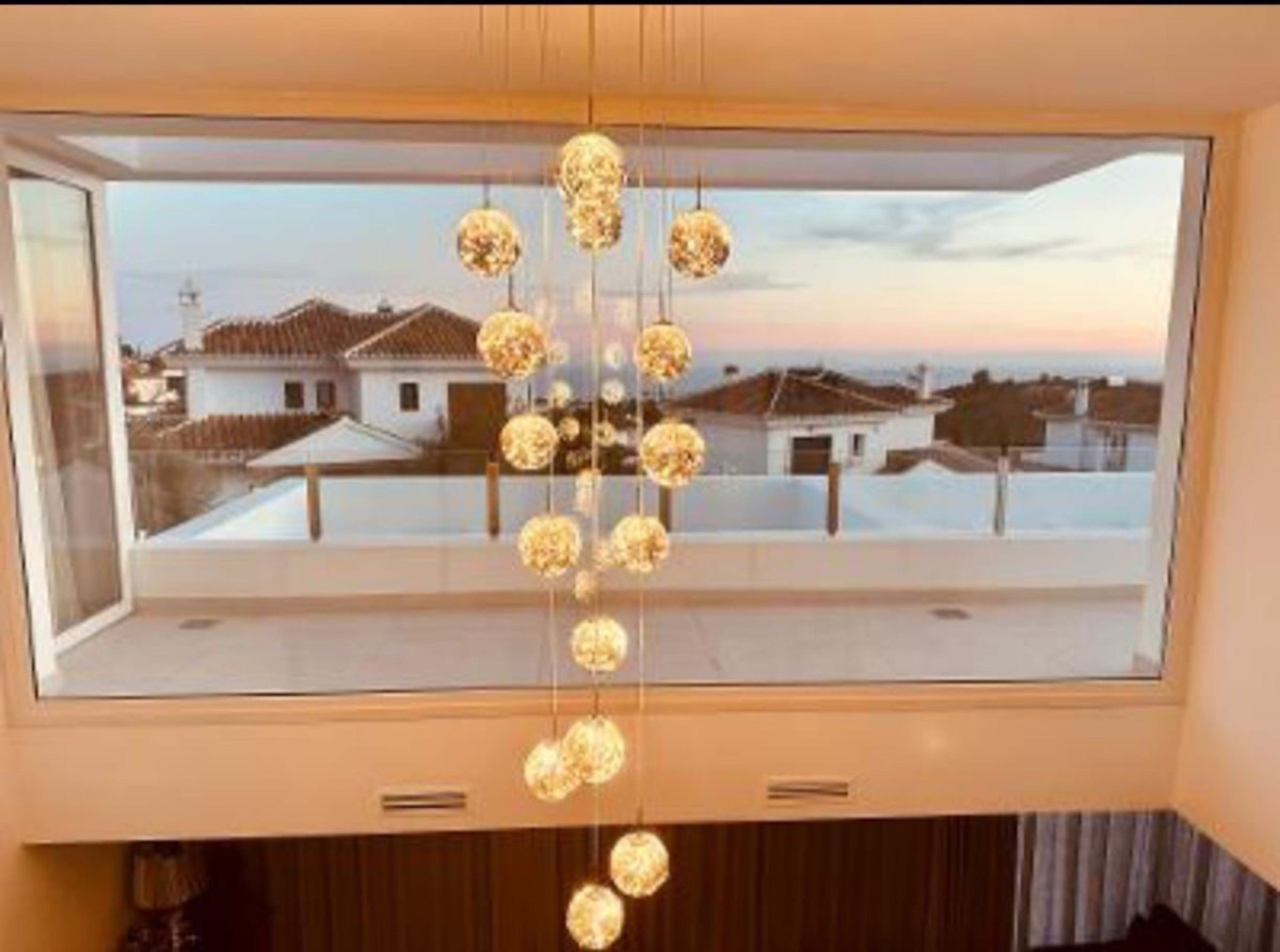 Detached Villa for sale in Mijas | 4 bedrooms H4665589