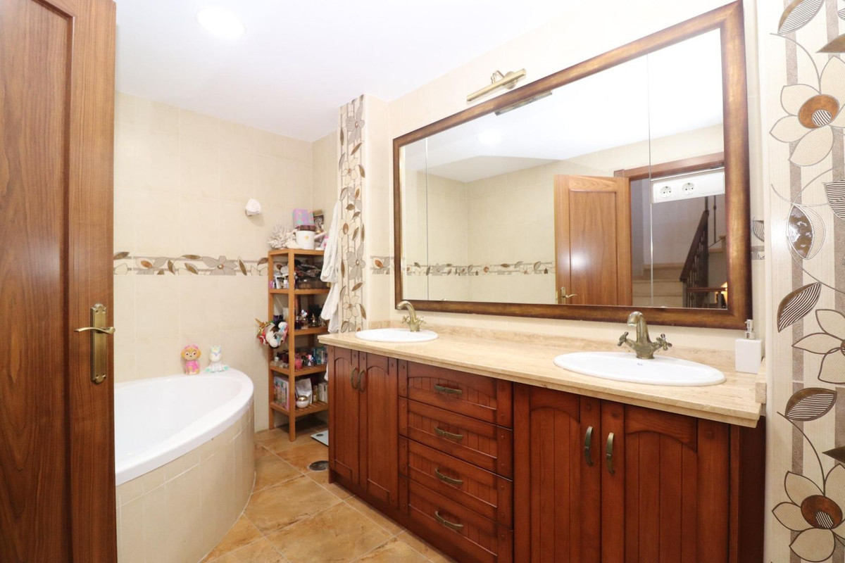 Property main view 30