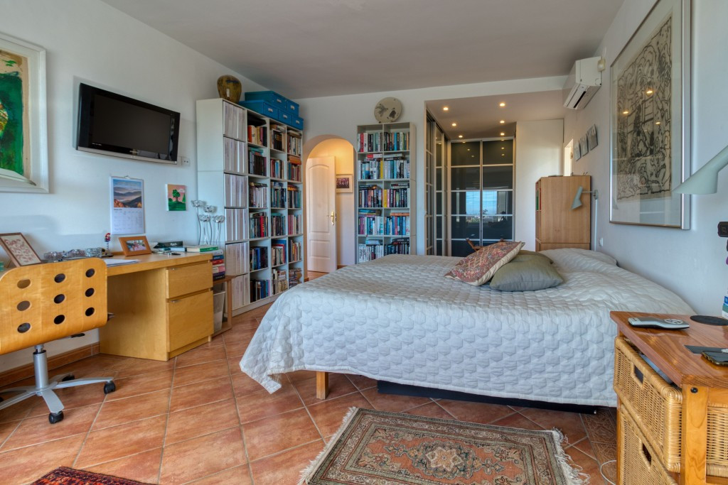 Property main view 30