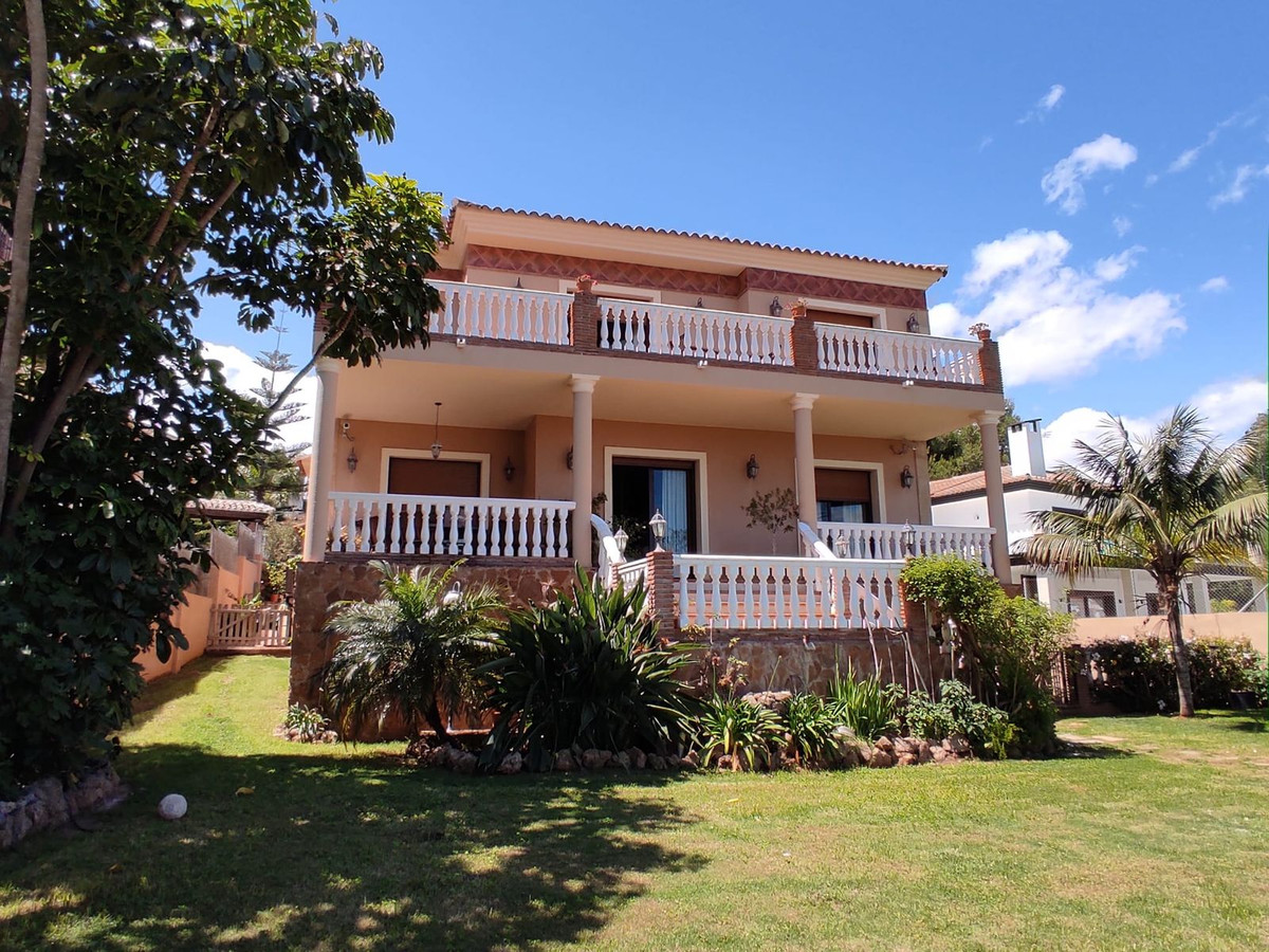 Vrijstaande Villa in Sierrezuela-2