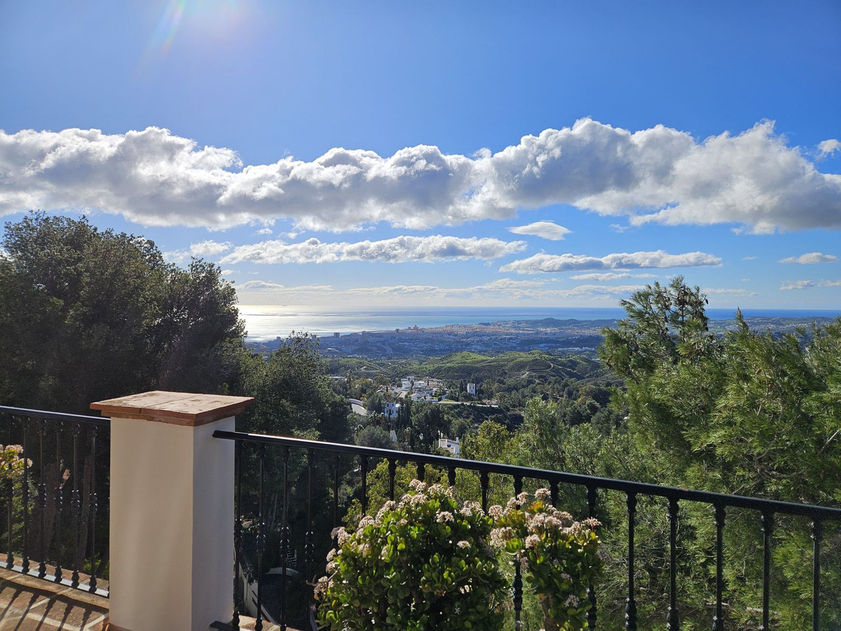 Vrijstaande Villa te koop in Mijas | 7 slaapkamers H4942369
