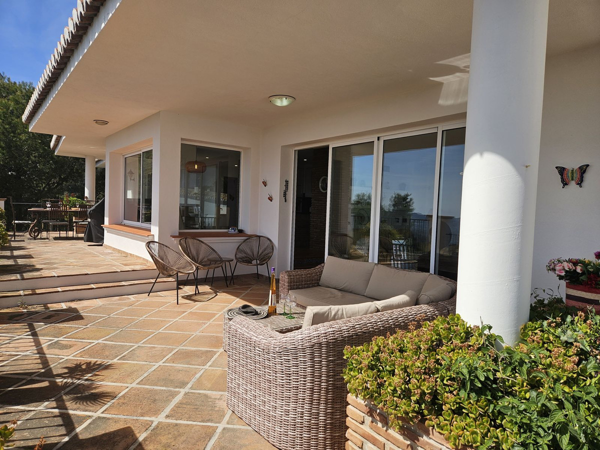 Vrijstaande Villa te koop in Mijas | 7 slaapkamers H4942369