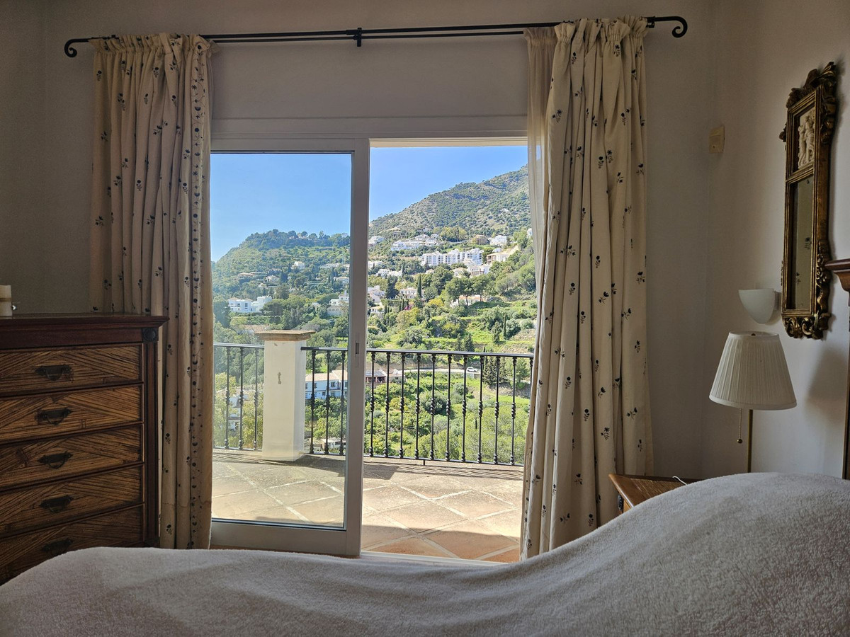 Vrijstaande Villa te koop in Mijas | 7 slaapkamers H4942369