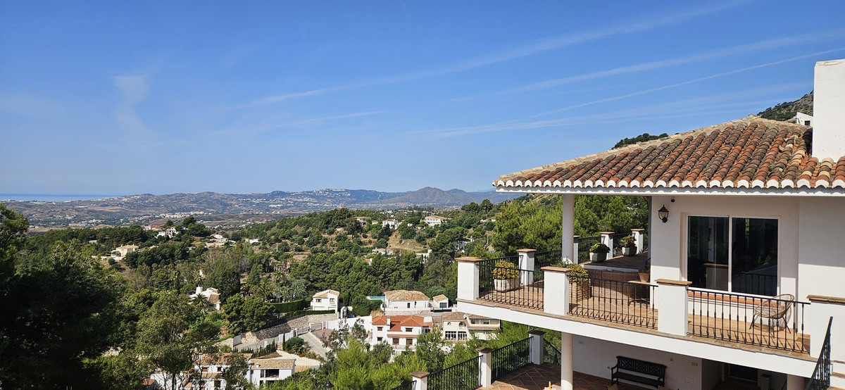 Vrijstaande Villa te koop in Mijas | 7 slaapkamers H4942369