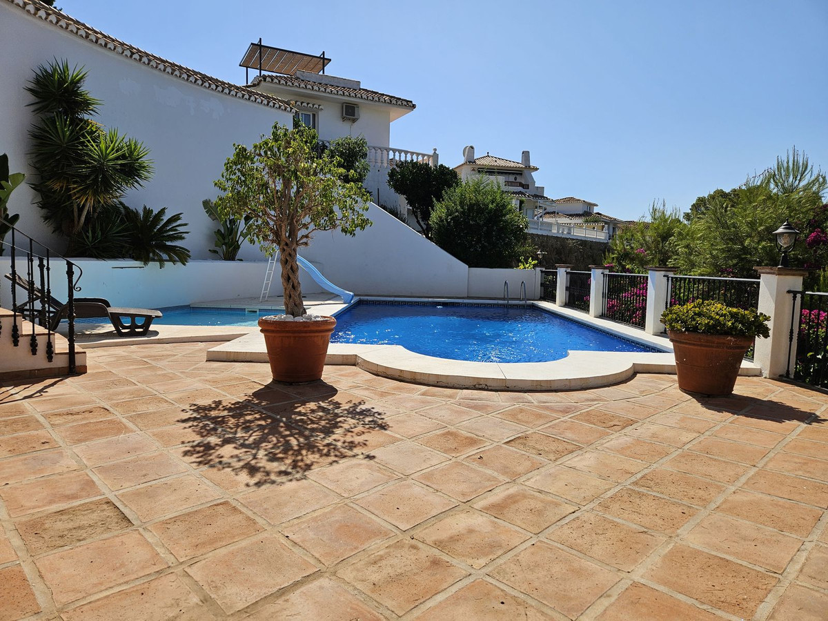 Vrijstaande Villa te koop in Mijas | 7 slaapkamers H4942369