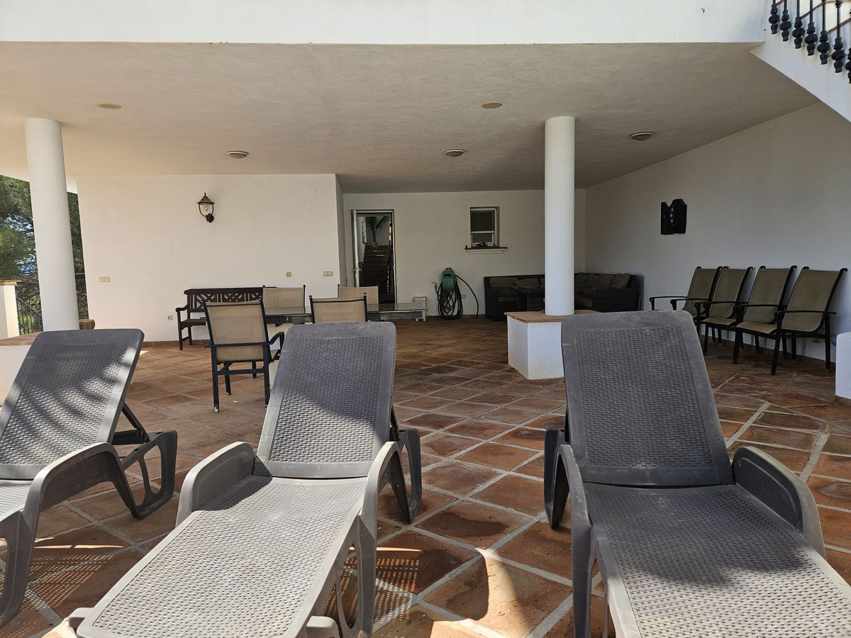 Vrijstaande Villa te koop in Mijas | 7 slaapkamers H4942369
