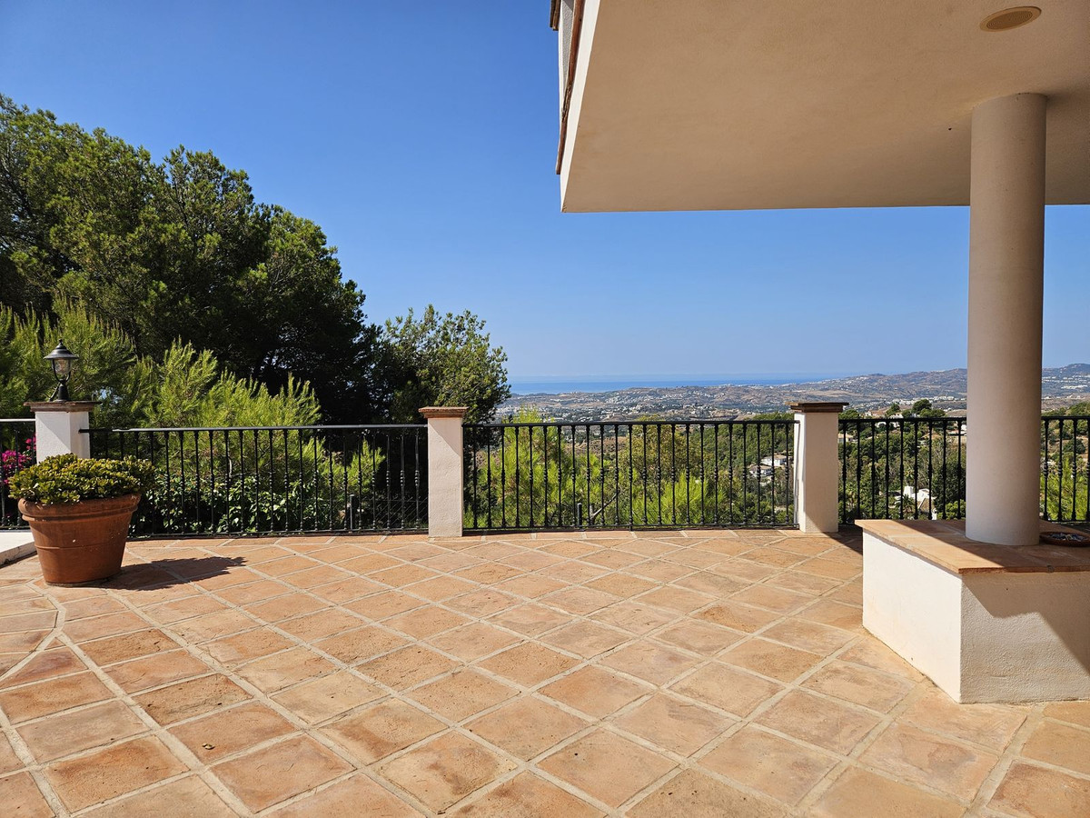 Vrijstaande Villa te koop in Mijas | 7 slaapkamers H4942369