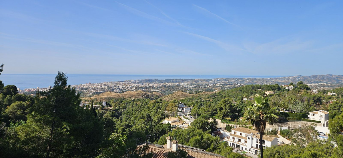 Vrijstaande Villa te koop in Mijas | 7 slaapkamers H4942369