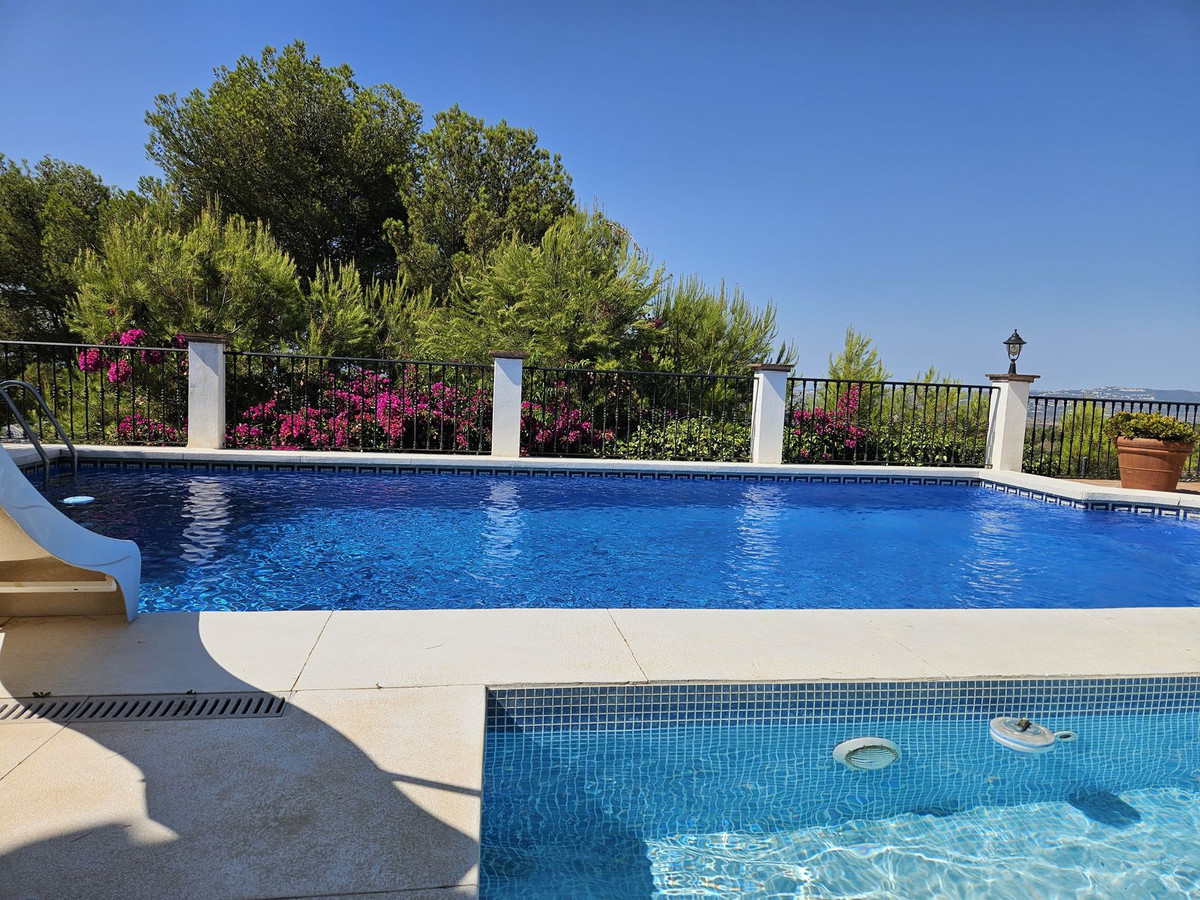 Vrijstaande Villa te koop in Mijas | 7 slaapkamers H4942369