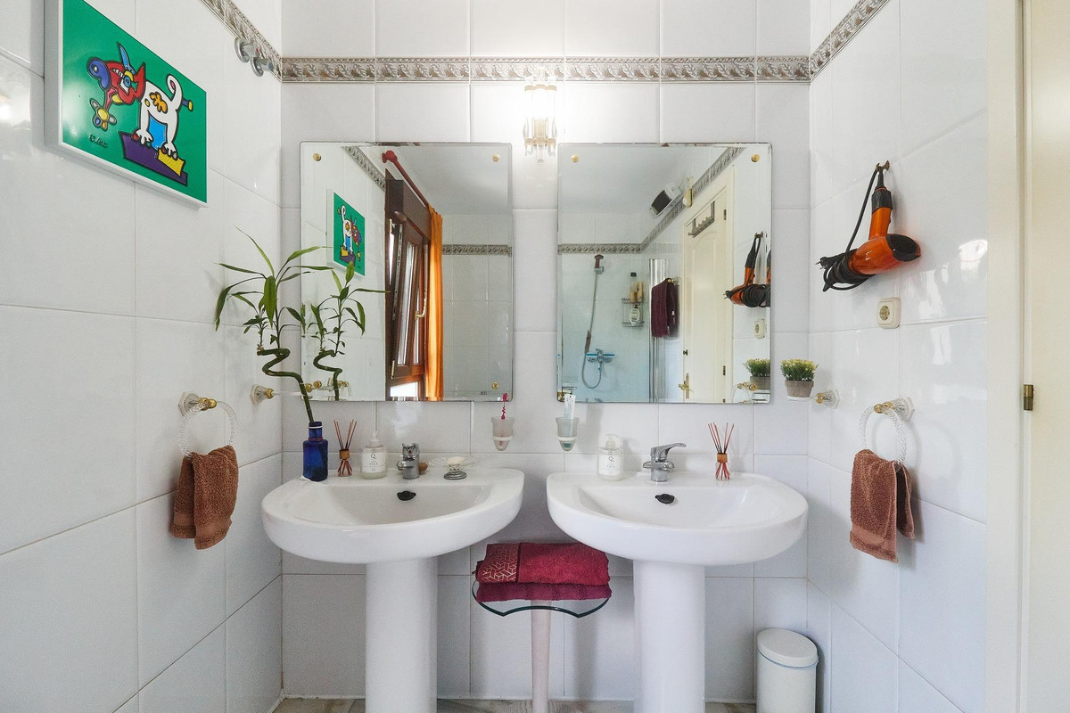 Property main view 33