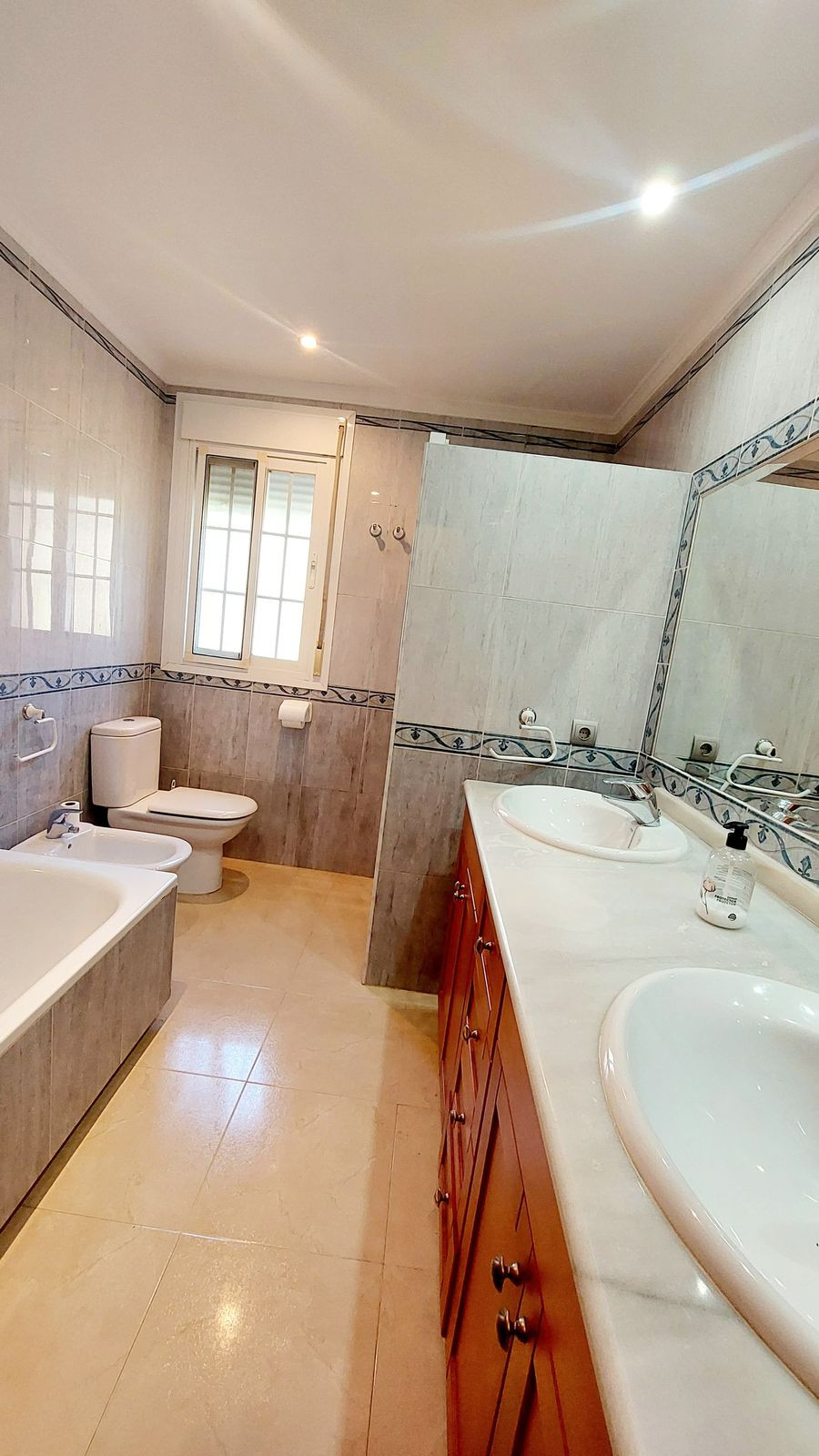 Property main view 20