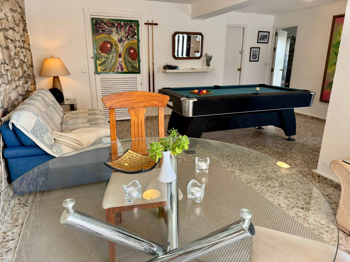 Property main view 90