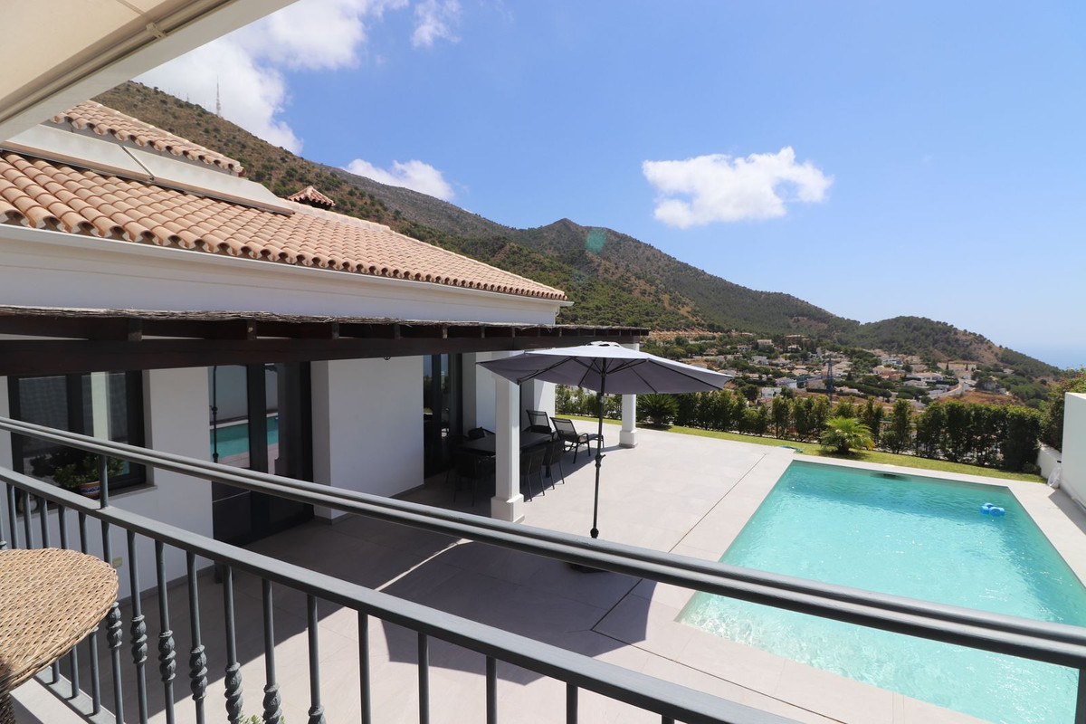 Vrijstaande Villa te koop in Mijas | 4 slaapkamers H5024386