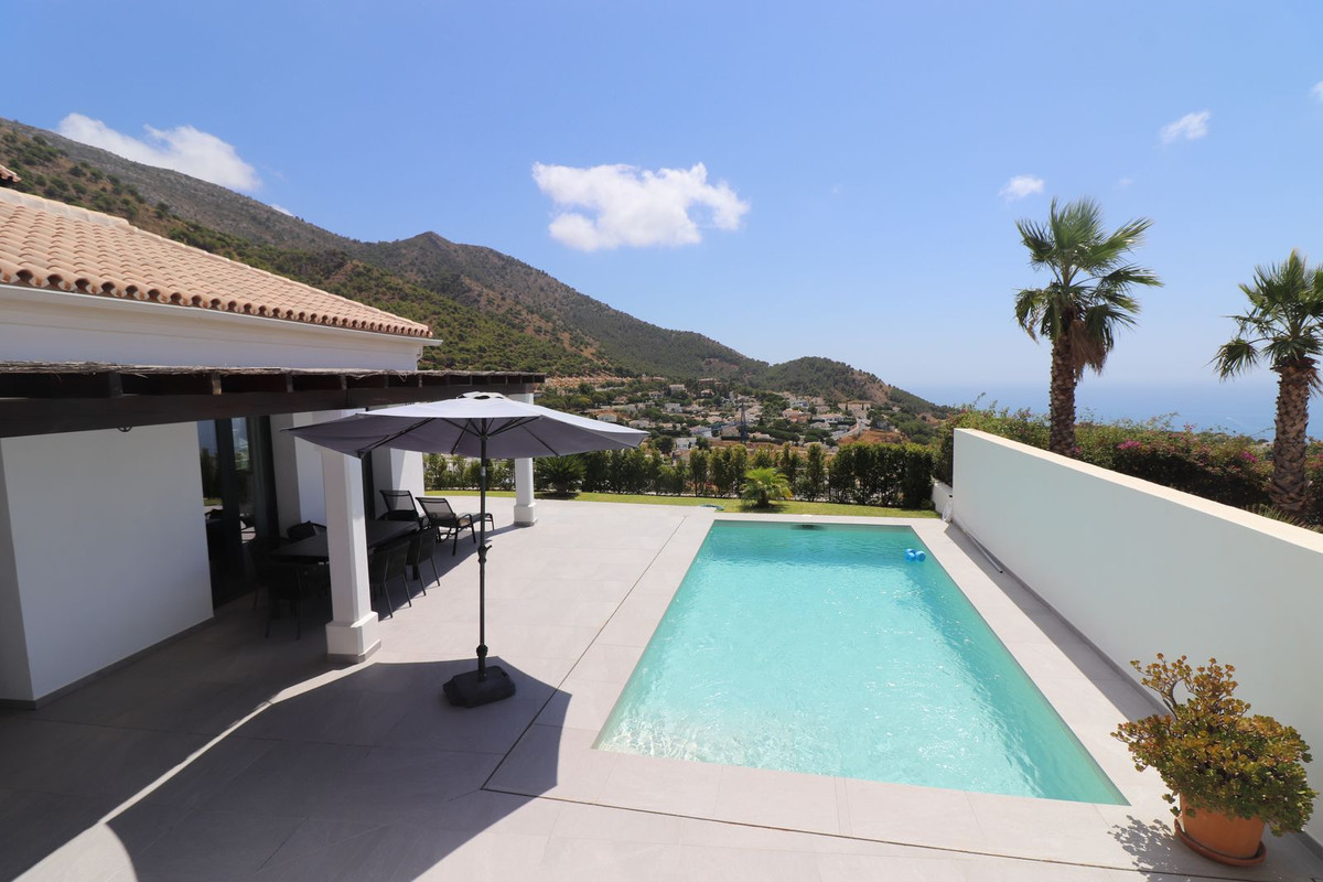 Vrijstaande Villa te koop in Mijas | 4 slaapkamers H5024386