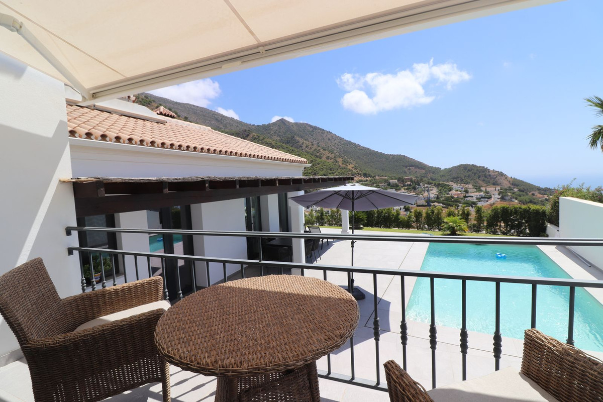 Vrijstaande Villa te koop in Mijas | 4 slaapkamers H5024386