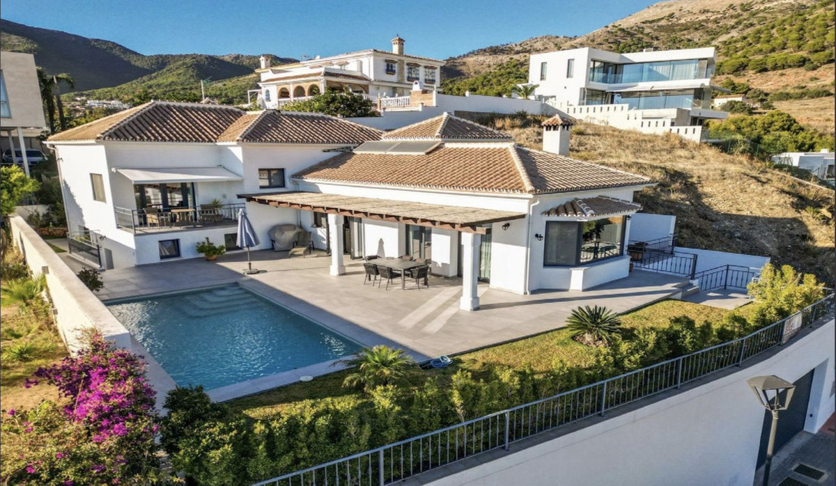 Vrijstaande Villa te koop in Mijas | 4 slaapkamers H5024386