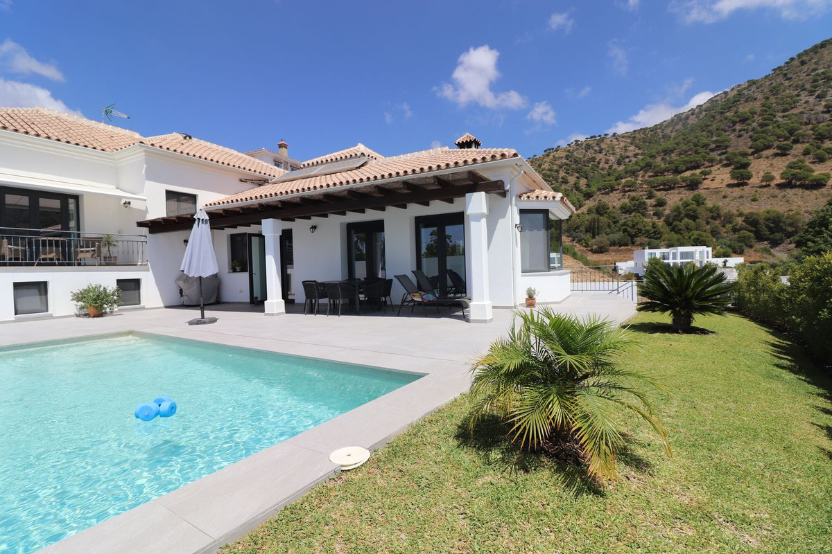 Vrijstaande Villa te koop in Mijas | 4 slaapkamers H5024386
