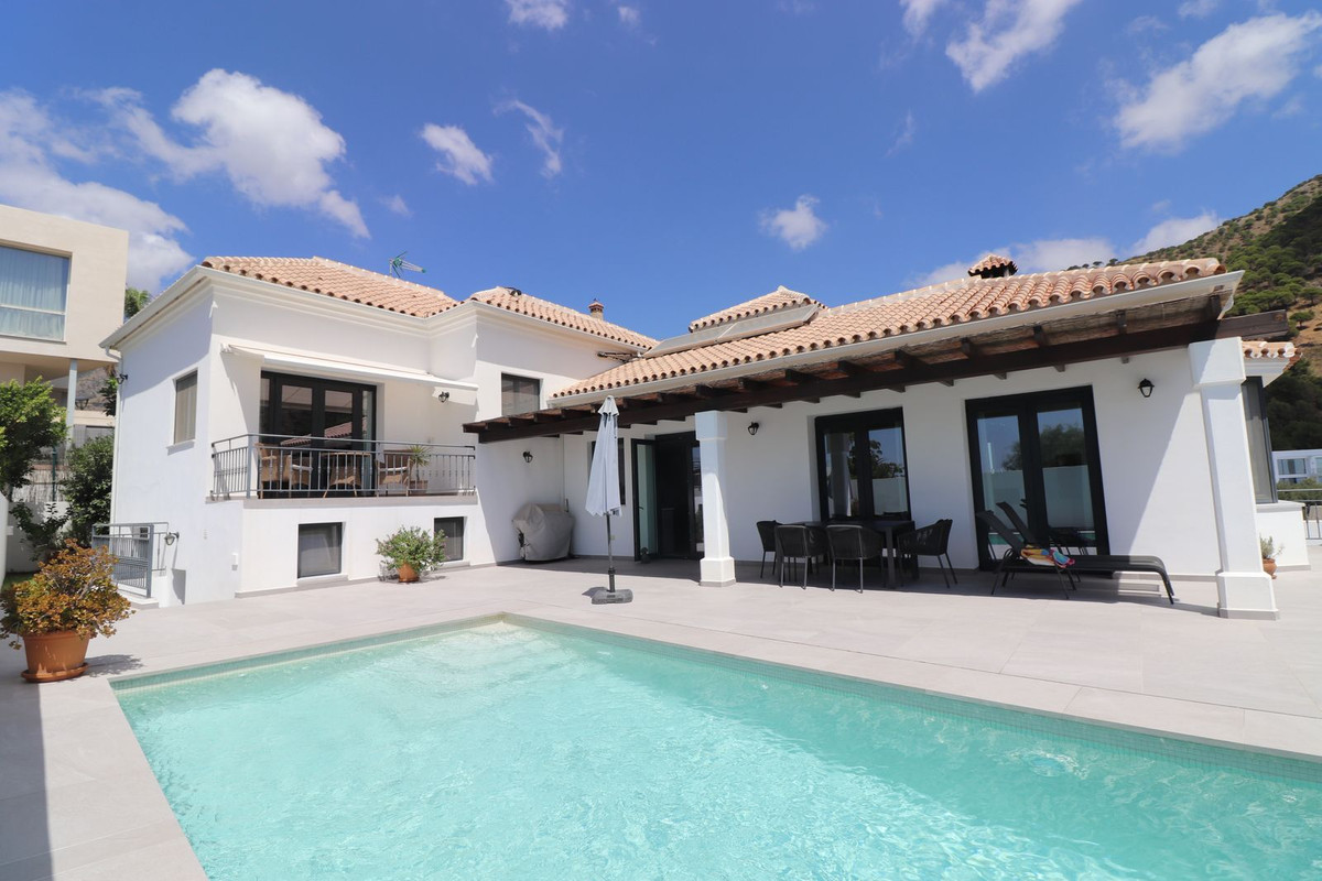 Vrijstaande Villa te koop in Mijas | 4 slaapkamers H5024386