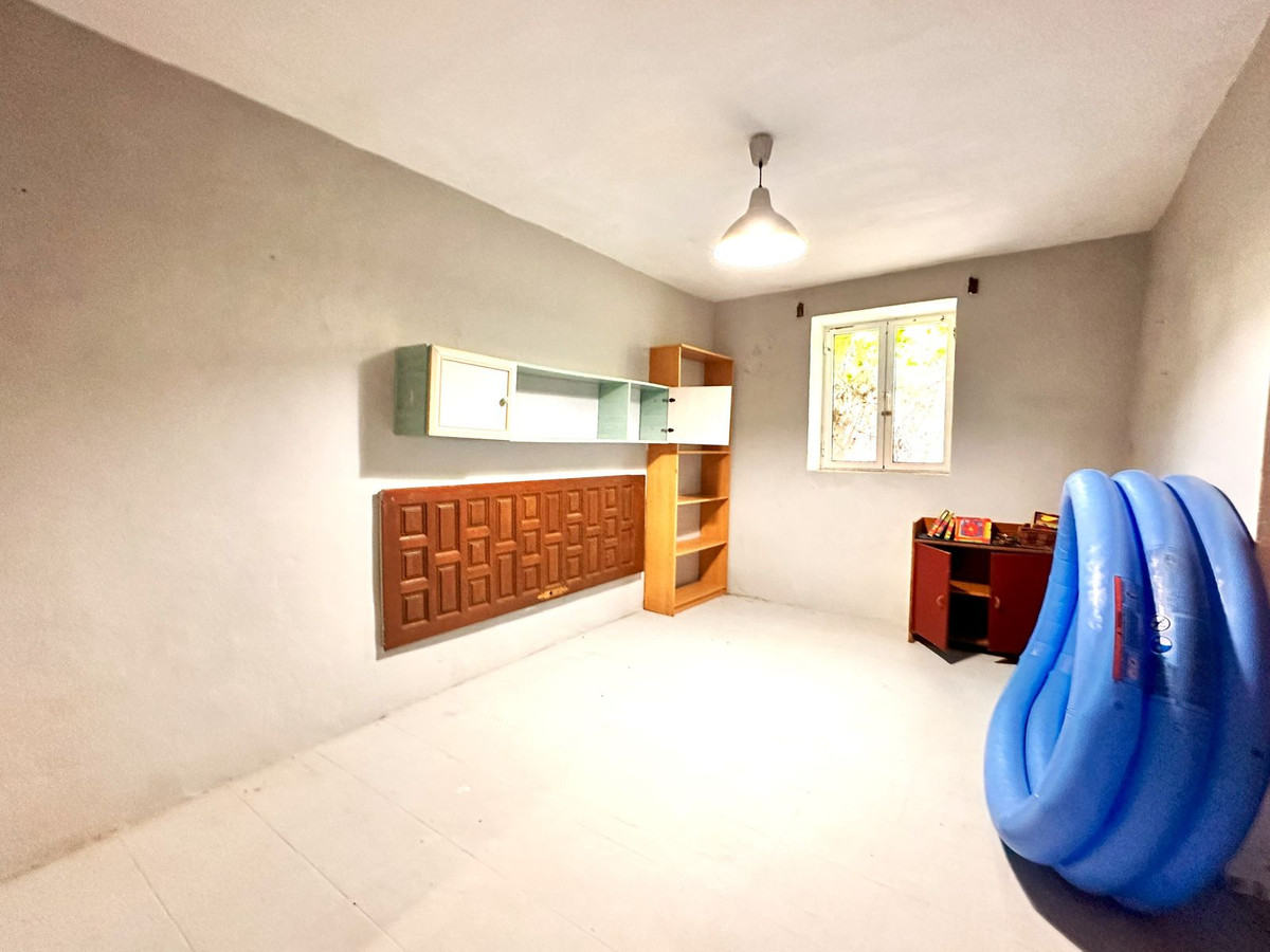 Property main view 33