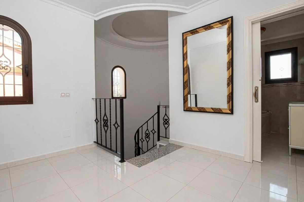 Vrijstaande Villa te koop in Mijas | 5 slaapkamers H5084014