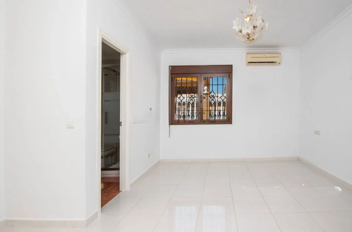 Vrijstaande Villa te koop in Mijas | 5 slaapkamers H5084014