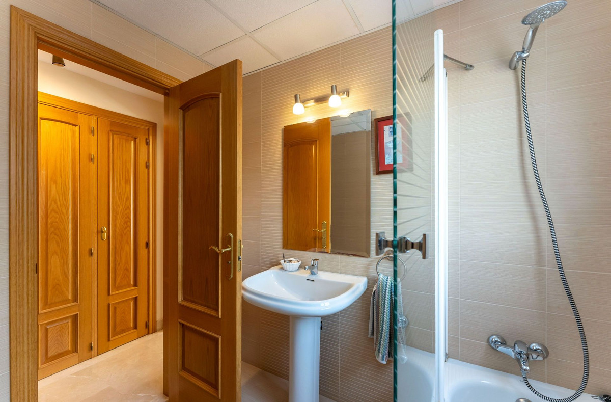 Huis te koop in Cerros del Aguila | 3 slaapkamers H5119204