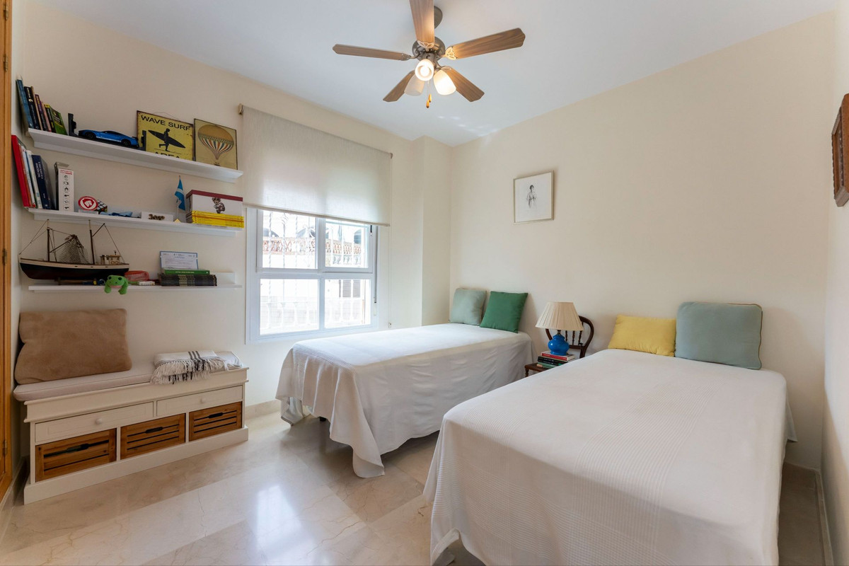 Huis te koop in Cerros del Aguila | 3 slaapkamers H5119204