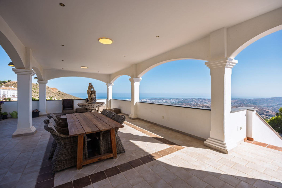 Vrijstaande Villa te koop in Mijas | 4 slaapkamers H5129767