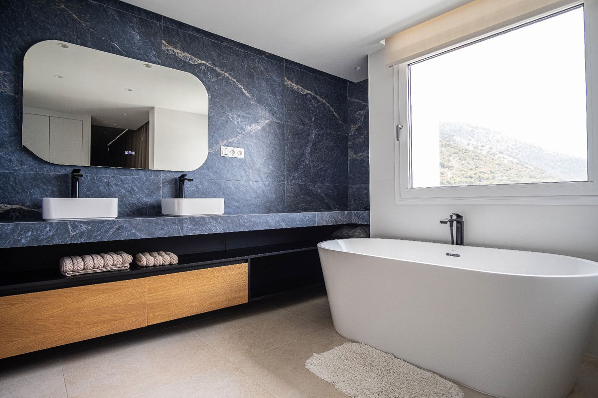 Property main view 25