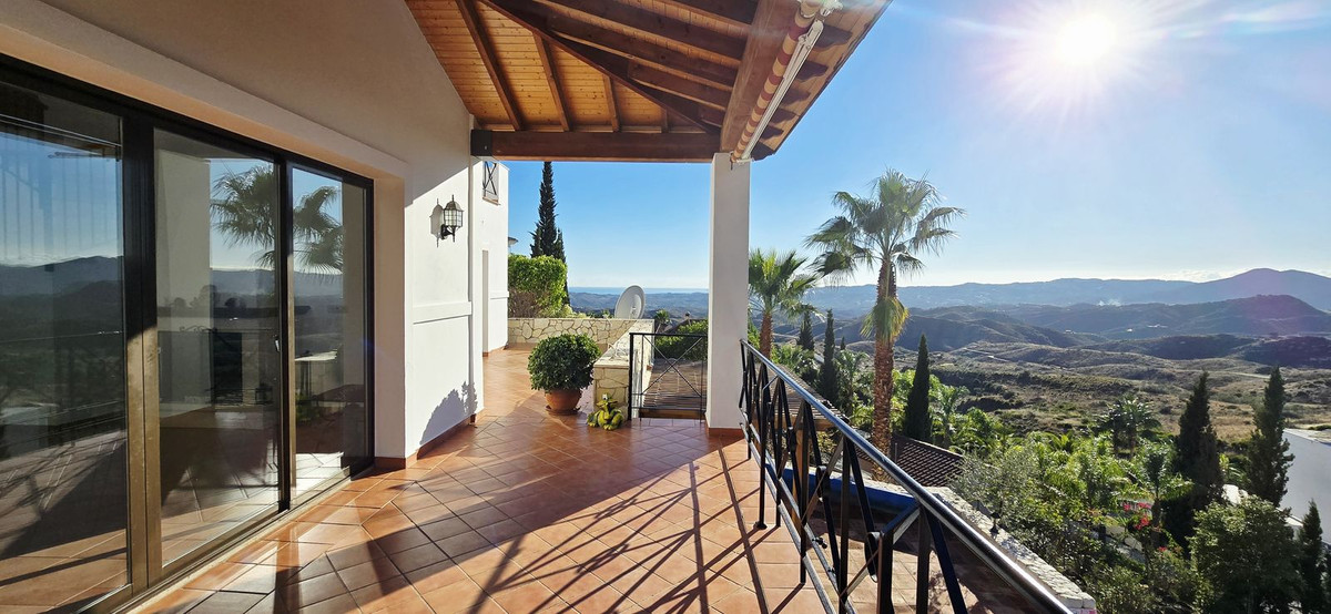 Vrijstaande Villa te koop in Mijas | 4 slaapkamers H5222335