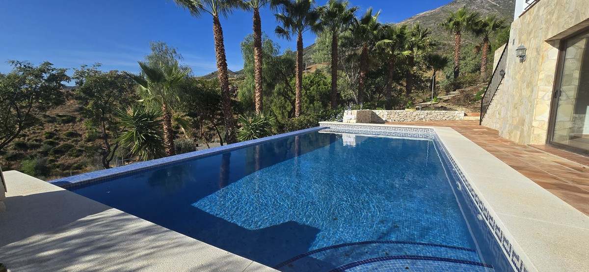Vrijstaande Villa te koop in Mijas | 4 slaapkamers H5222335
