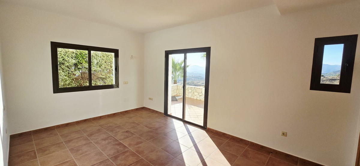 Vrijstaande Villa te koop in Mijas | 4 slaapkamers H5222335