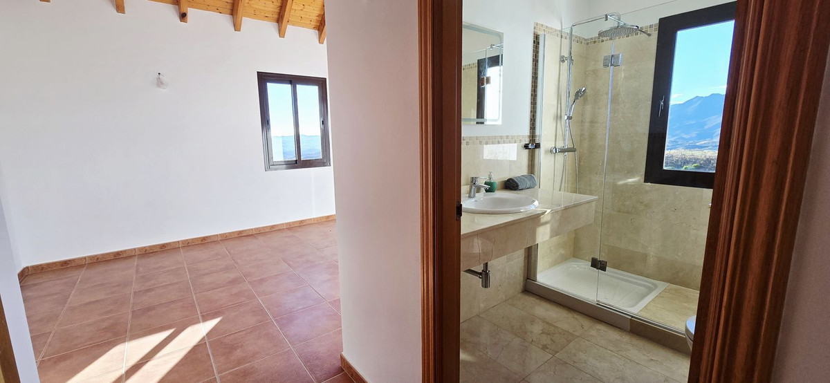 Vrijstaande Villa te koop in Mijas | 4 slaapkamers H5222335