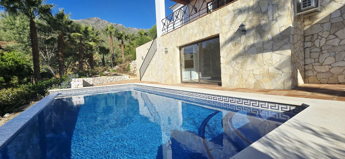 Vrijstaande Villa te koop in Mijas | 4 slaapkamers H5222335