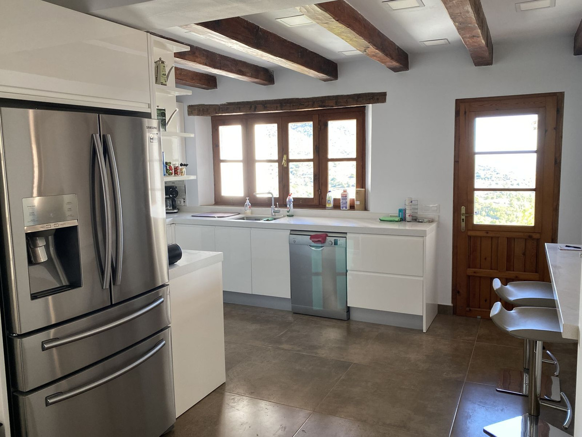 Property main view 12