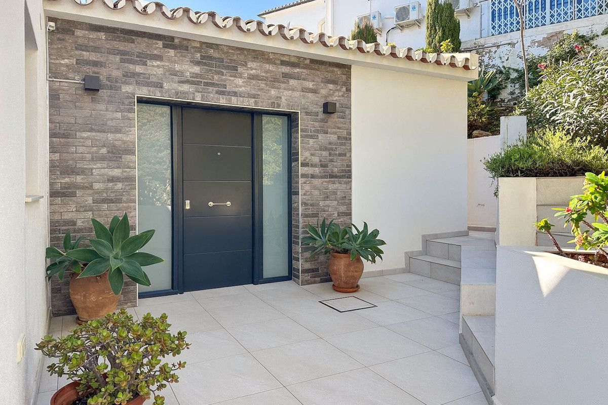 Property main view 50