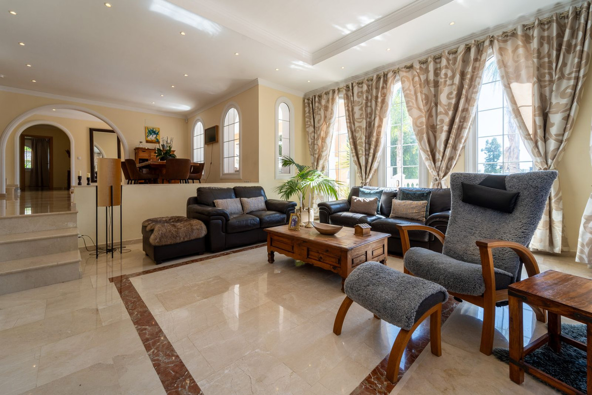 Property main view 44