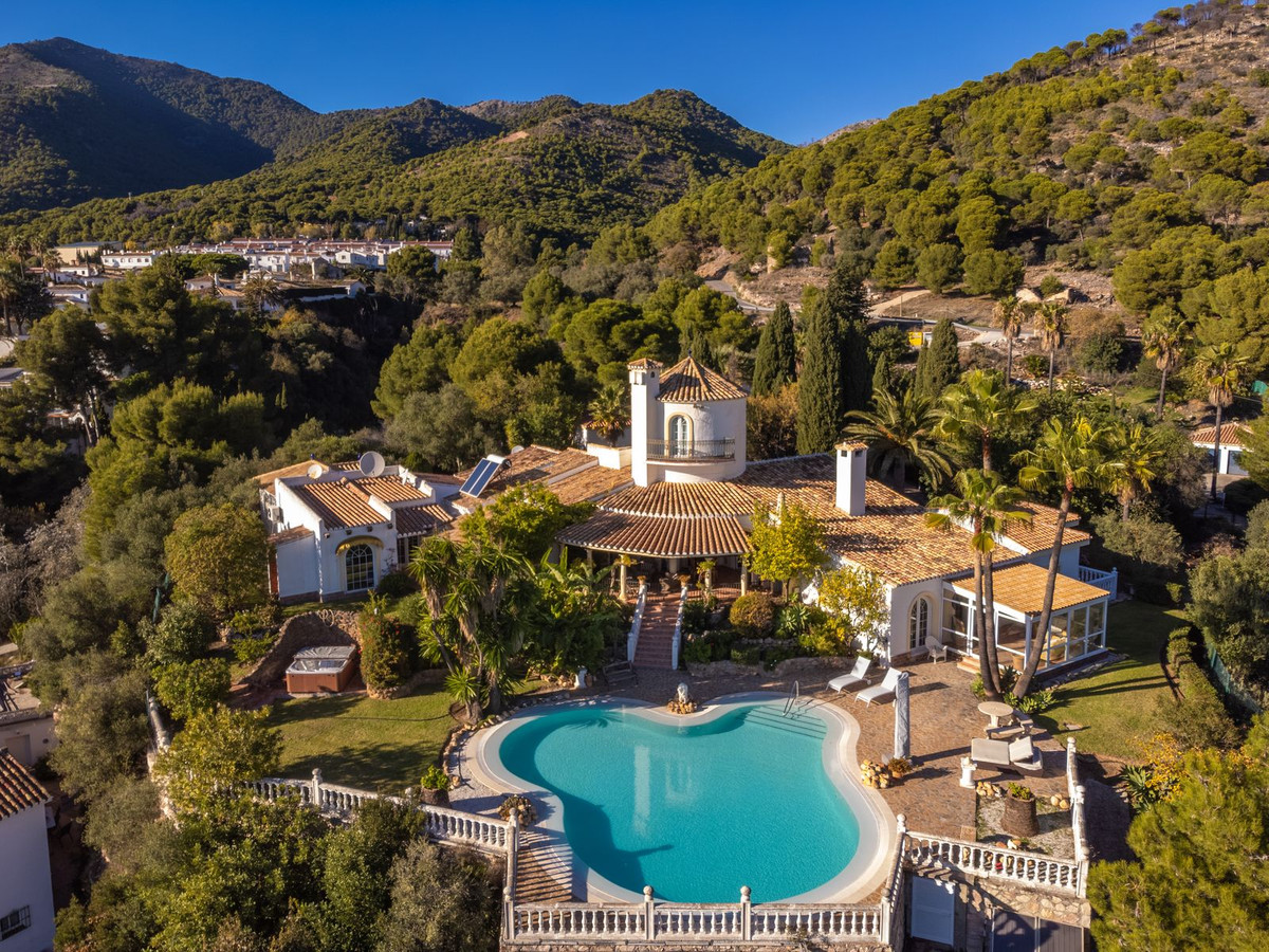 Vrijstaande Villa te koop in Mijas | 6 slaapkamers H5253331