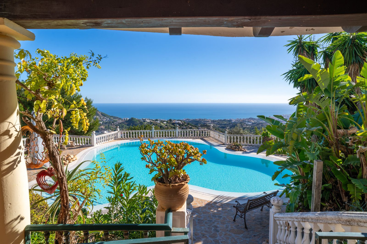Vrijstaande Villa te koop in Mijas | 6 slaapkamers H5253331