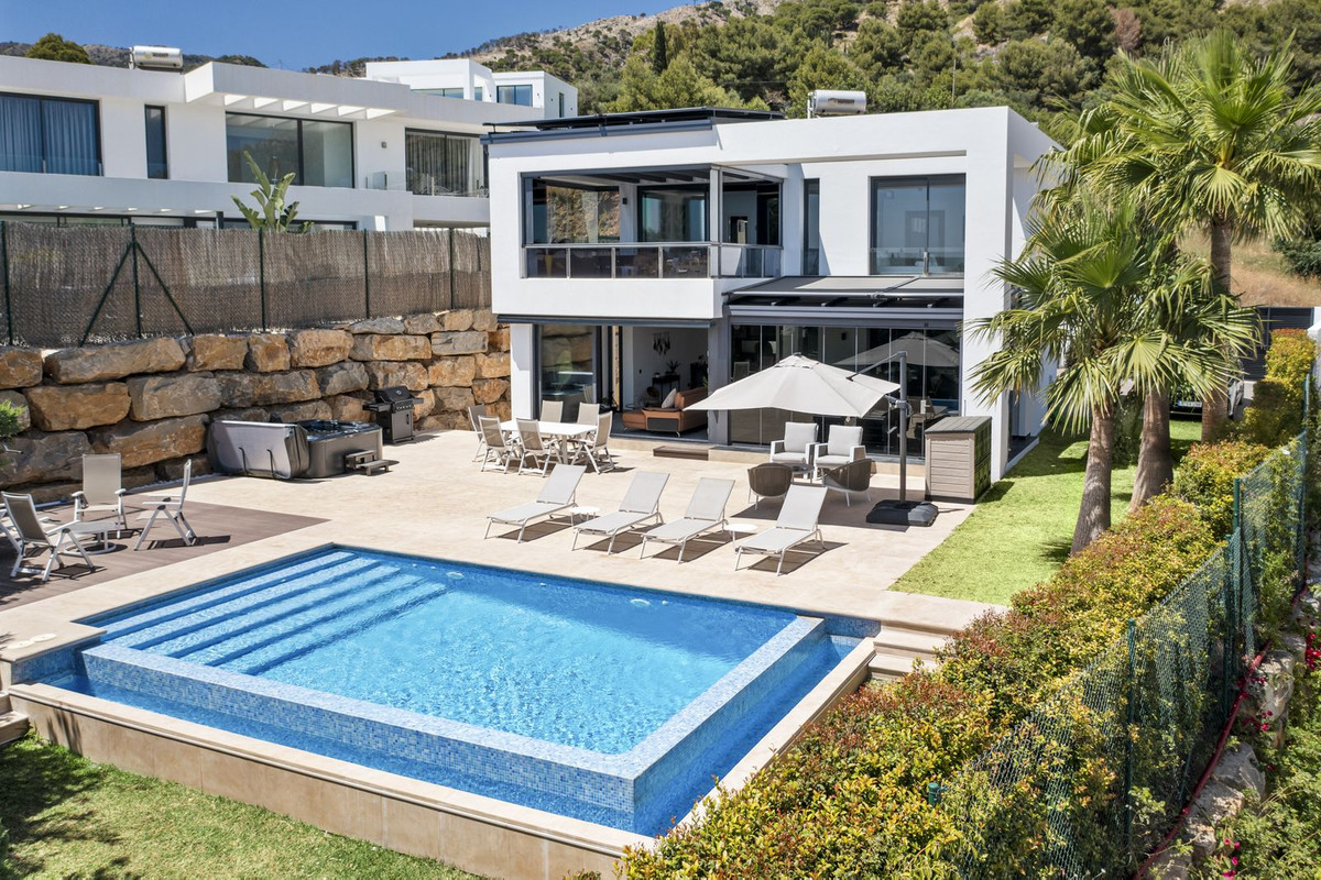 Vrijstaande Villa te koop in Mijas | 4 slaapkamers H5289700