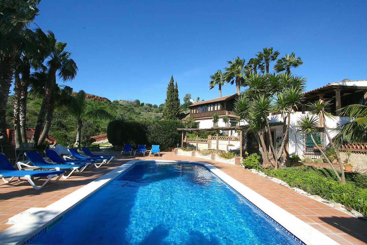 Finca - Cortijo te koop in Mijas | 8 slaapkamers H5308996