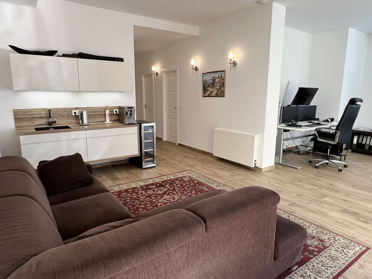 Property main view 44