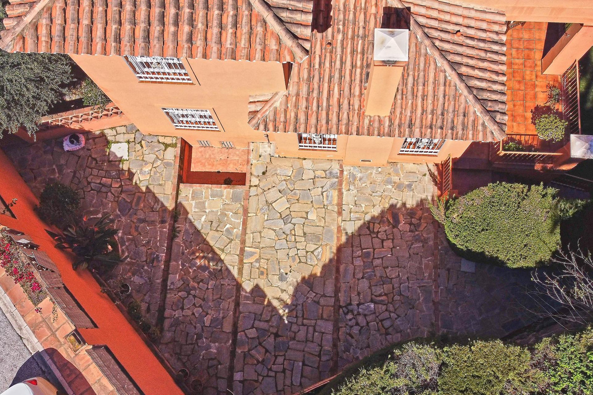 Property main view 44