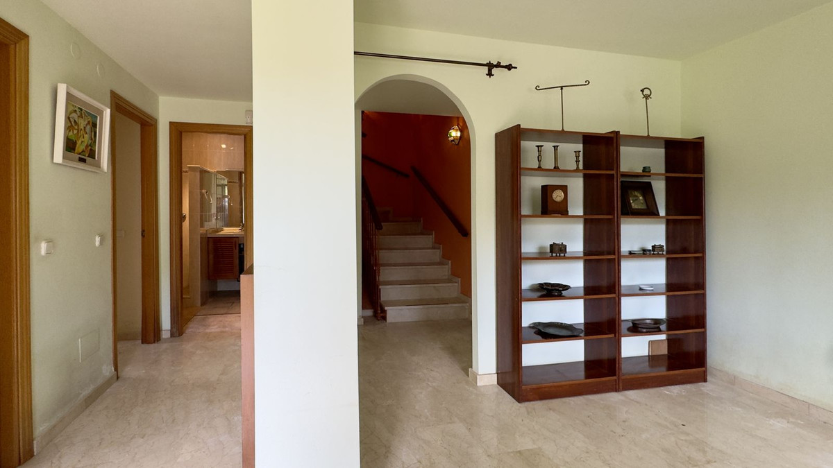 Property main view 33