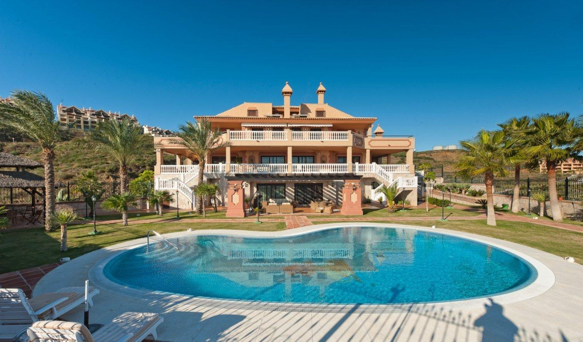 Vrijstaande Villa te koop in Mijas | 7 slaapkamers H5360374