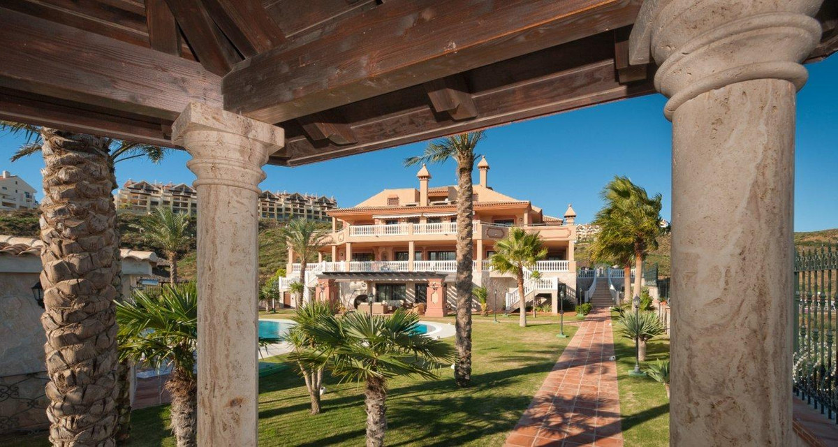 Vrijstaande Villa te koop in Mijas | 7 slaapkamers H5360374