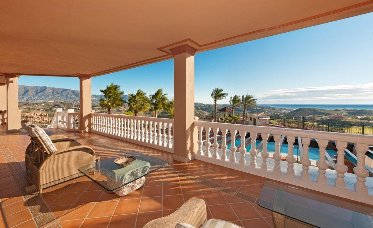 Vrijstaande Villa te koop in Mijas | 7 slaapkamers H5360374