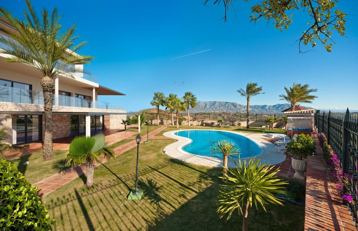 Vrijstaande Villa te koop in Mijas | 7 slaapkamers H5360374