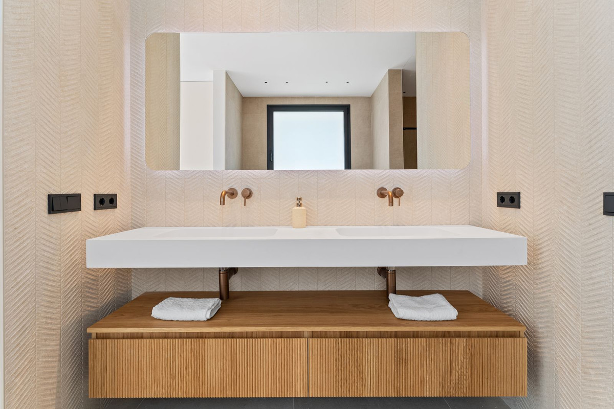 Property main view 58