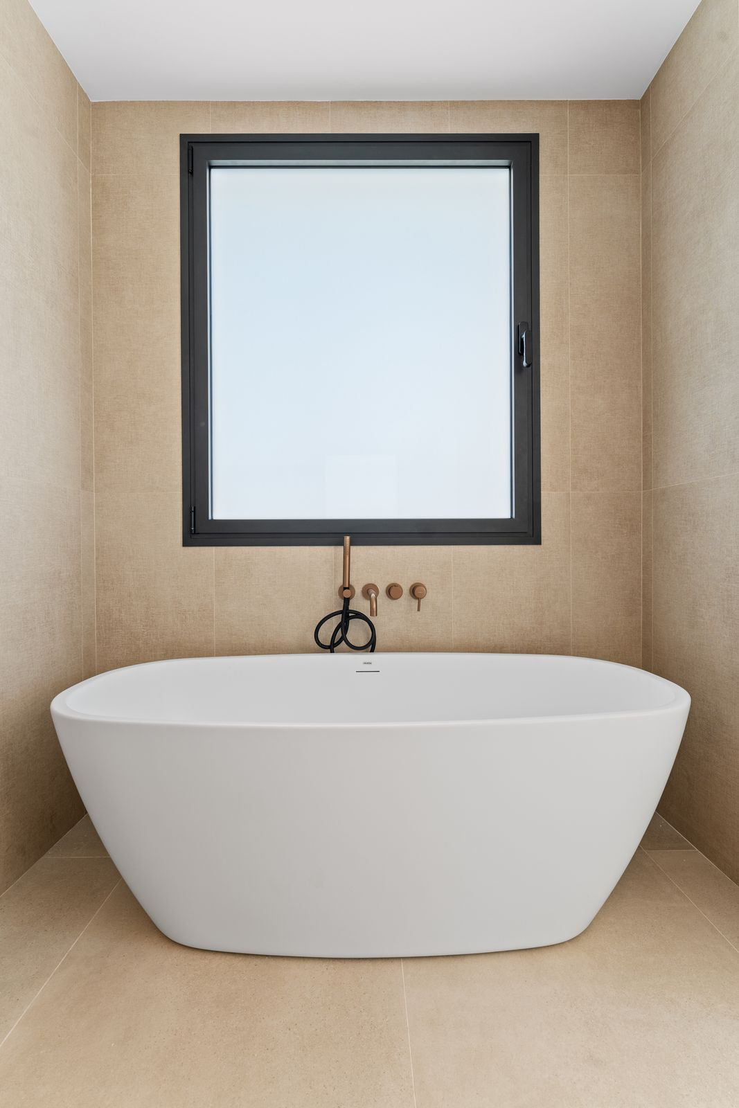 Property main view 60